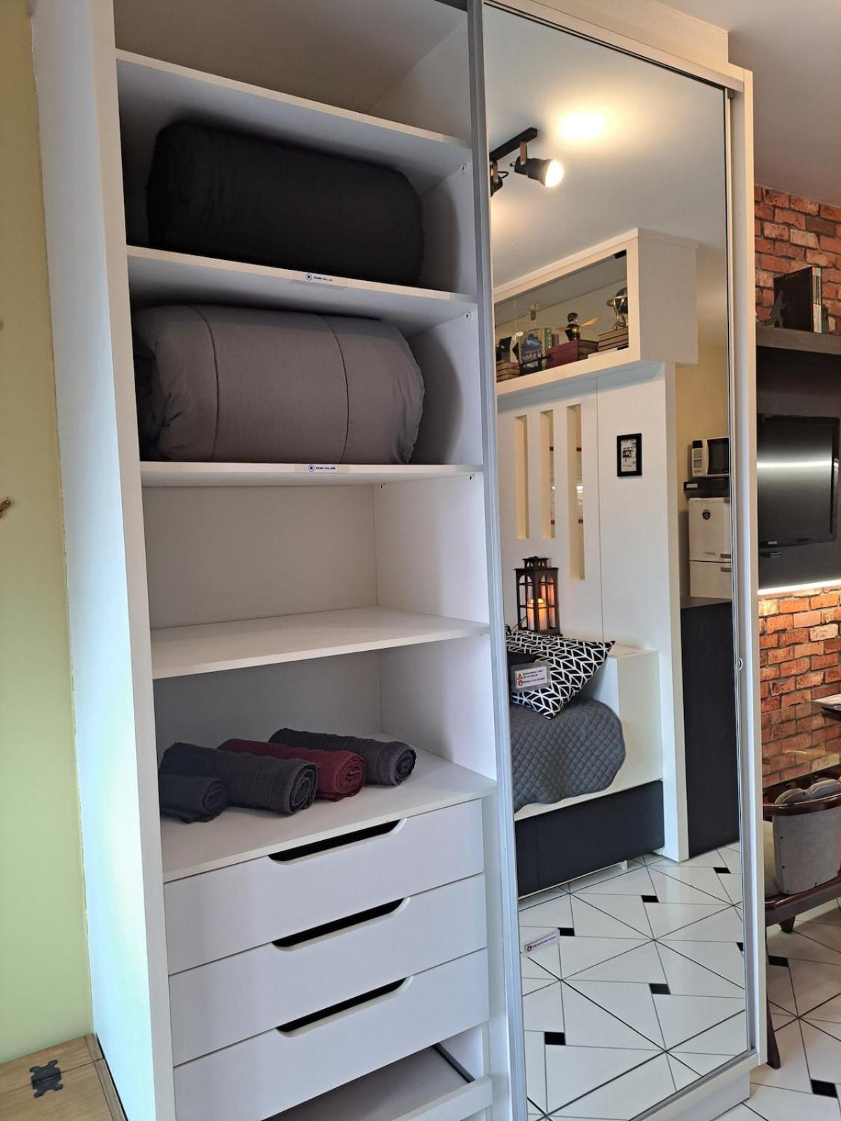 Apartamento Studio Tematico Harry Potter Quarto Secreto Hp Com Piscina Melhor Preco No Airbnnb *